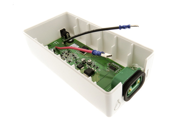 Battery pack plastic enclosure with internal components Battery pack plastic enclosure with internal components