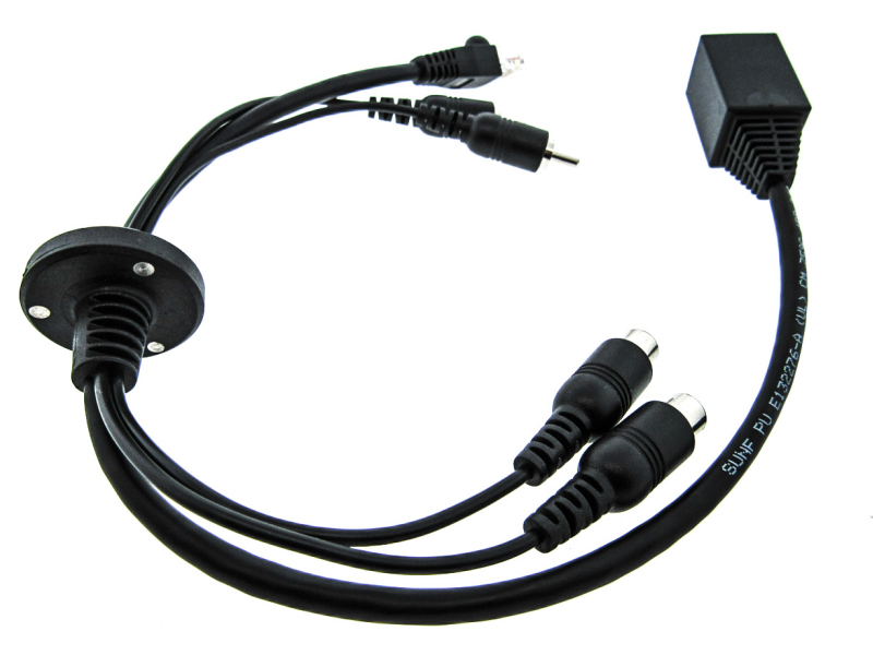 Cable assembly using three separate cross sections Cable assembly using three separate cross sections